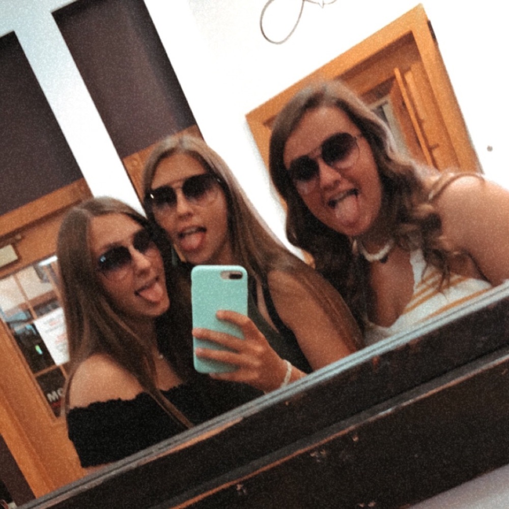 Meet your Posher, Kaitlyn